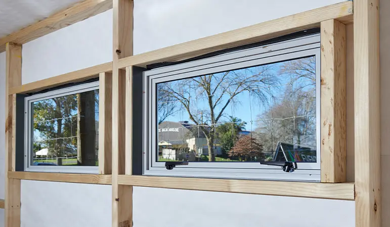 Window option Workshop Features Larger